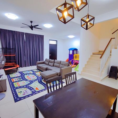 Spacious Family House At Desaru Harmonia 2 Екстер'єр фото