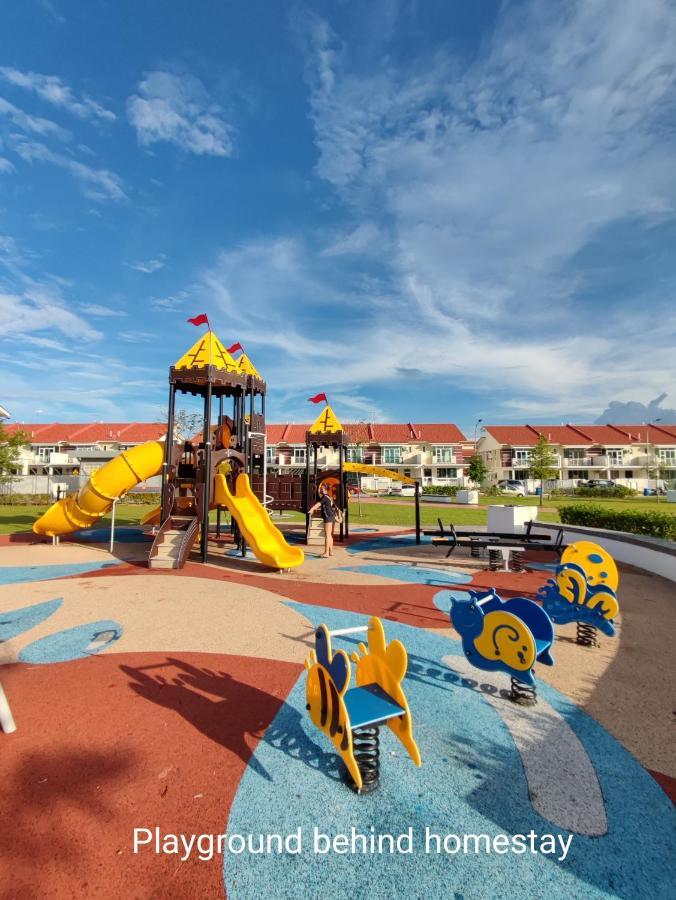 Spacious Family House At Desaru Harmonia 2 Екстер'єр фото